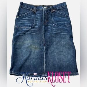 Express Precision Fit Jean Skirt 👖